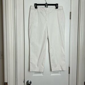 Ann Taylor LOFT , Cropped, White, SZ 8, ft &bk pckts, minimalist, coastal, beach